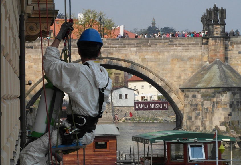 Zajistěte si kvalitní výškové práce za dostupné ceny